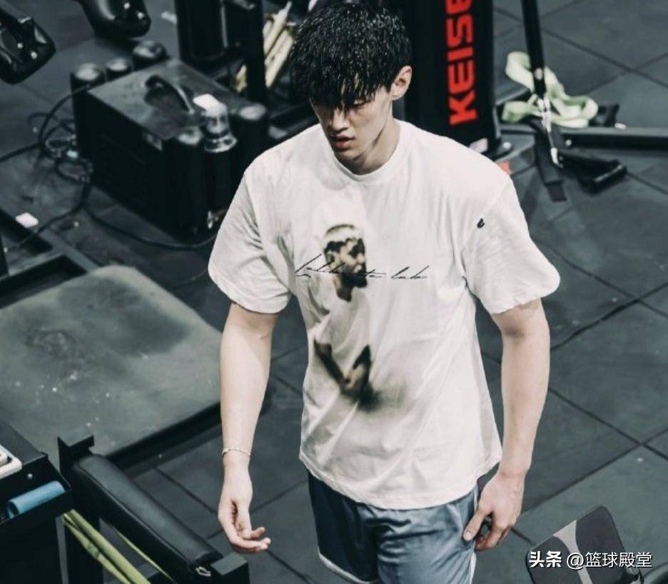 NBA球员在社交媒体上分享训练日常 NBA球员在社交媒体上分享训练日常