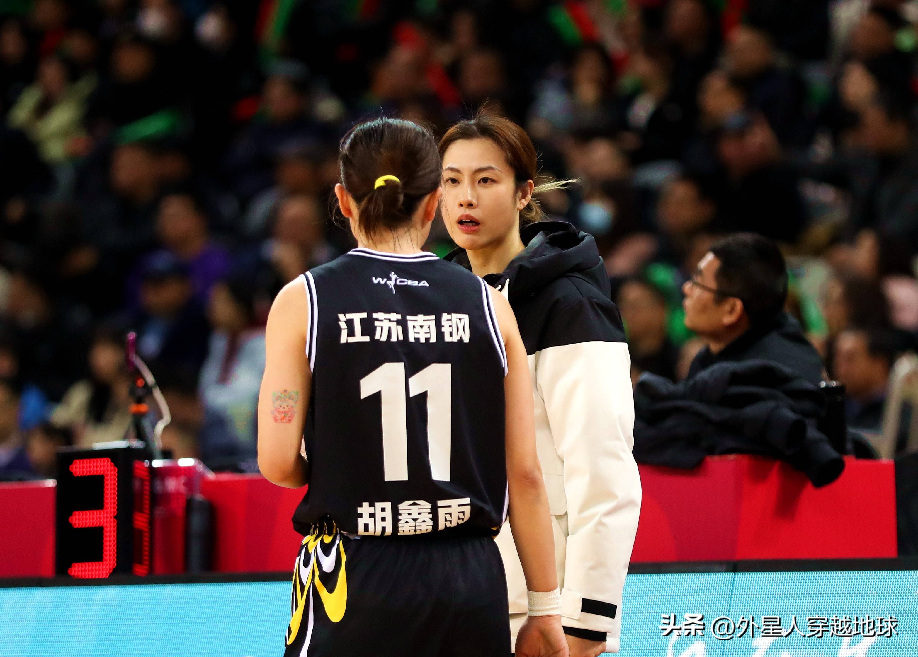 开云体育官方网站-南美女篮赛事火爆开战，双方实力对比激烈的简单介绍