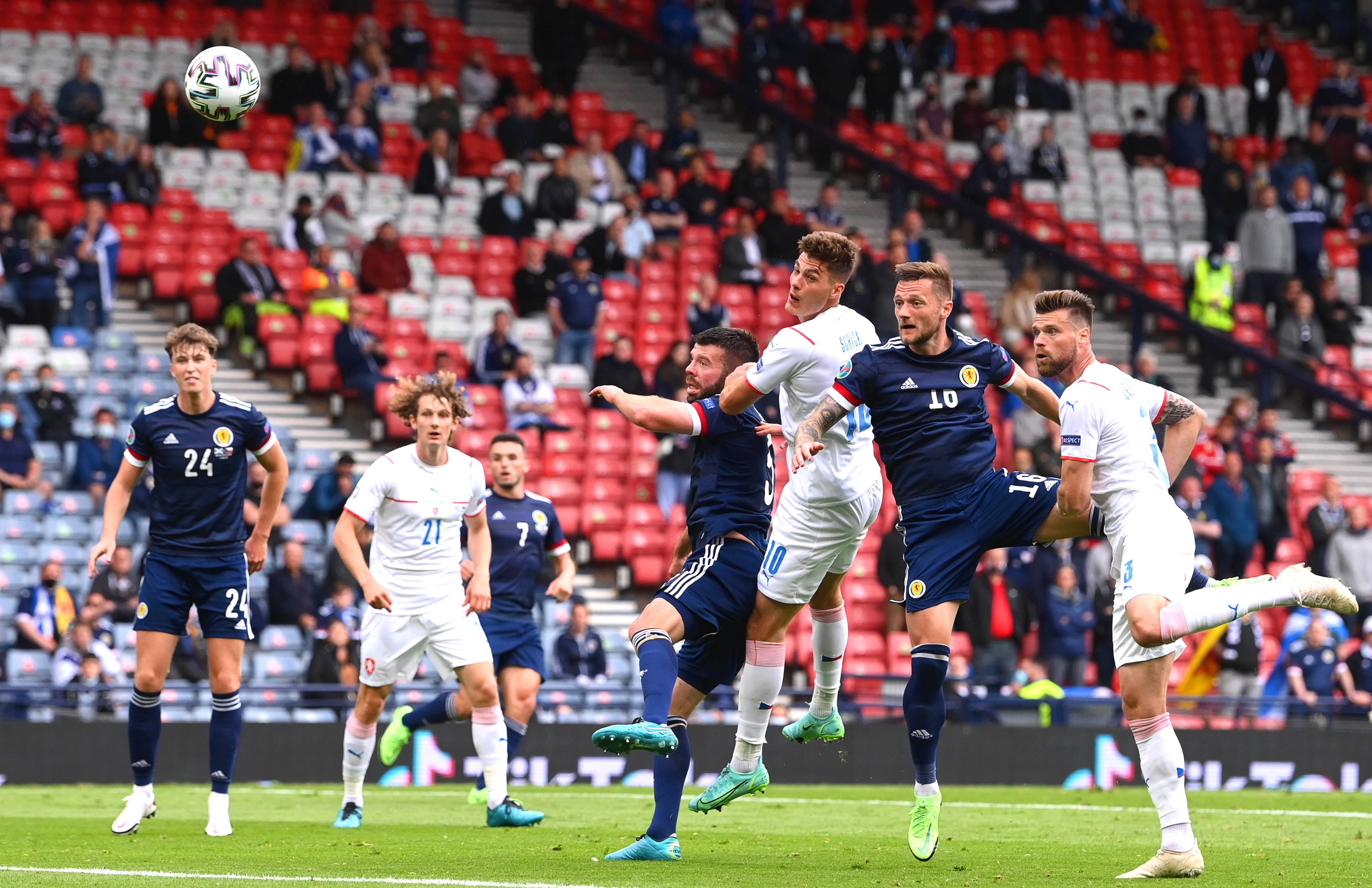 开云体育登录-关于乌克兰小胜捷克，成功杀入欧预赛淘汰赛的信息