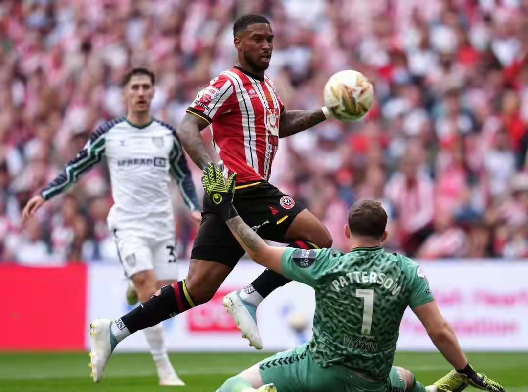 关于谢菲联主场惨遭击败,遭遇保级危机的信息 关于谢菲联主场惨遭击败,遭遇保级危机的信息