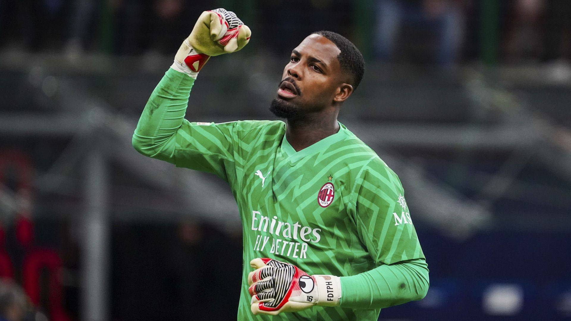 开云下载-丹麦主教练赞誉门将：是比赛中最亮眼的球员