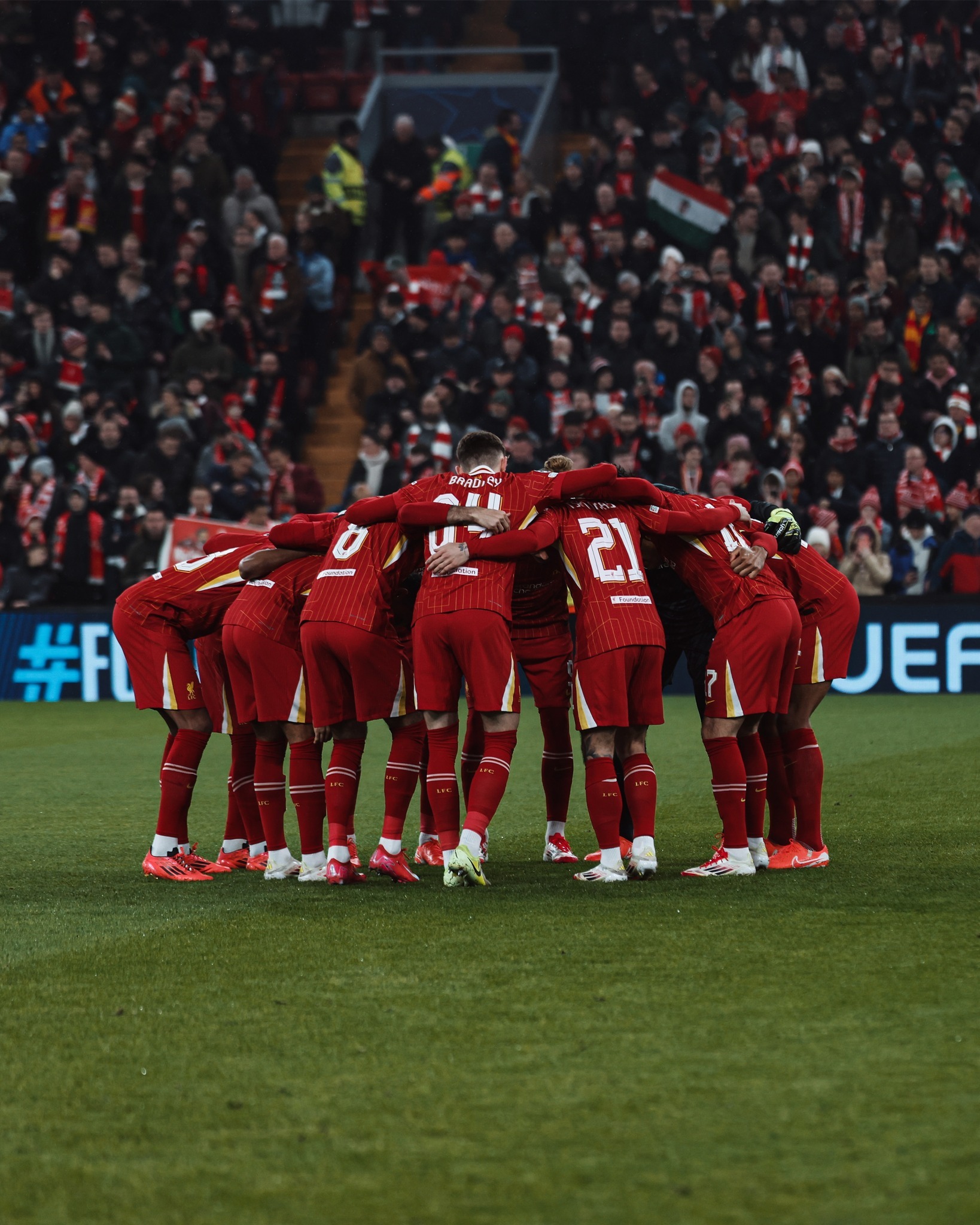 开云体育平台APP-客场作战，球队力克对手夺冠