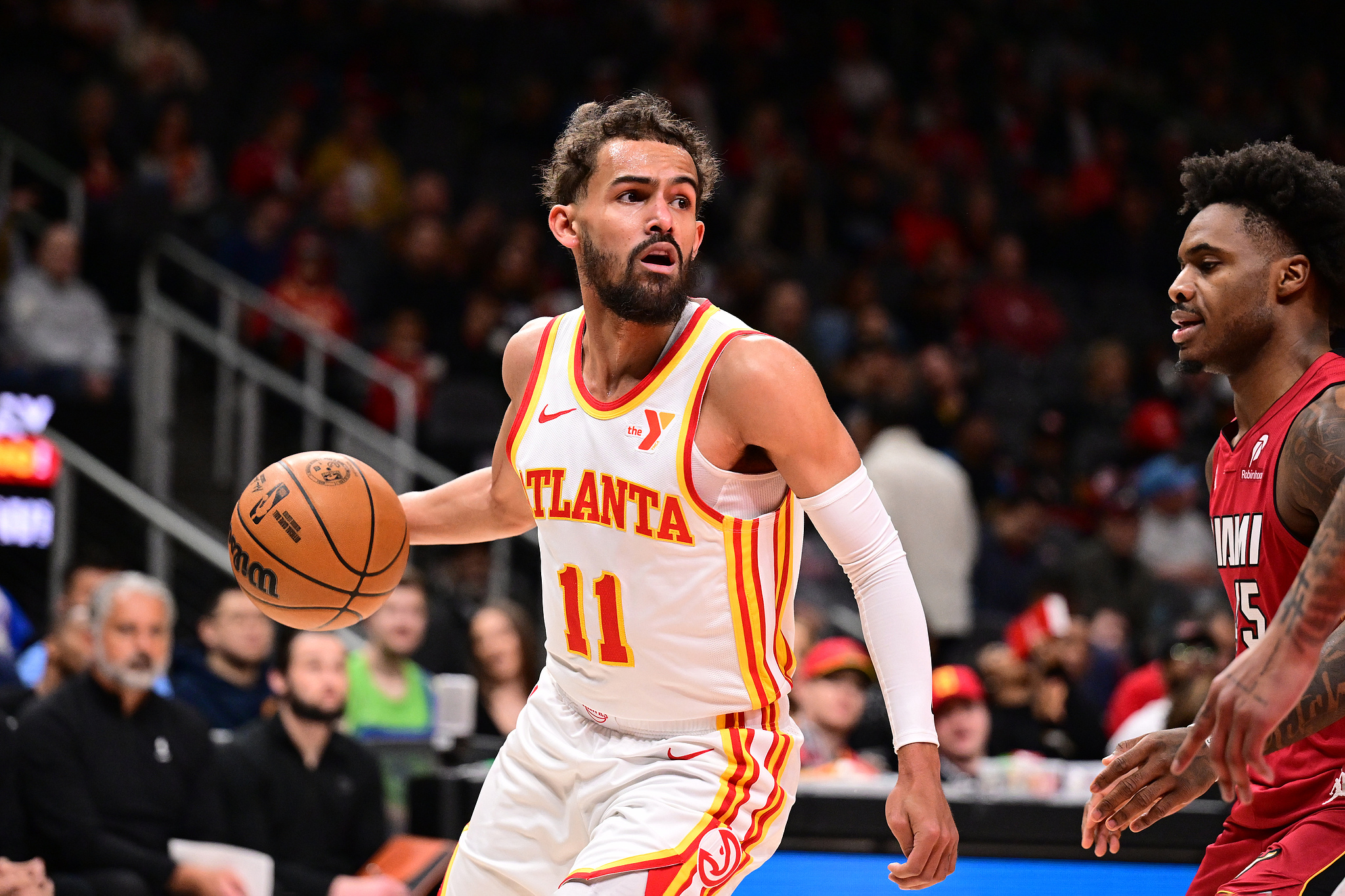 开云体育平台APP-爵士全队实力强大，横扫老鹰取得胜利