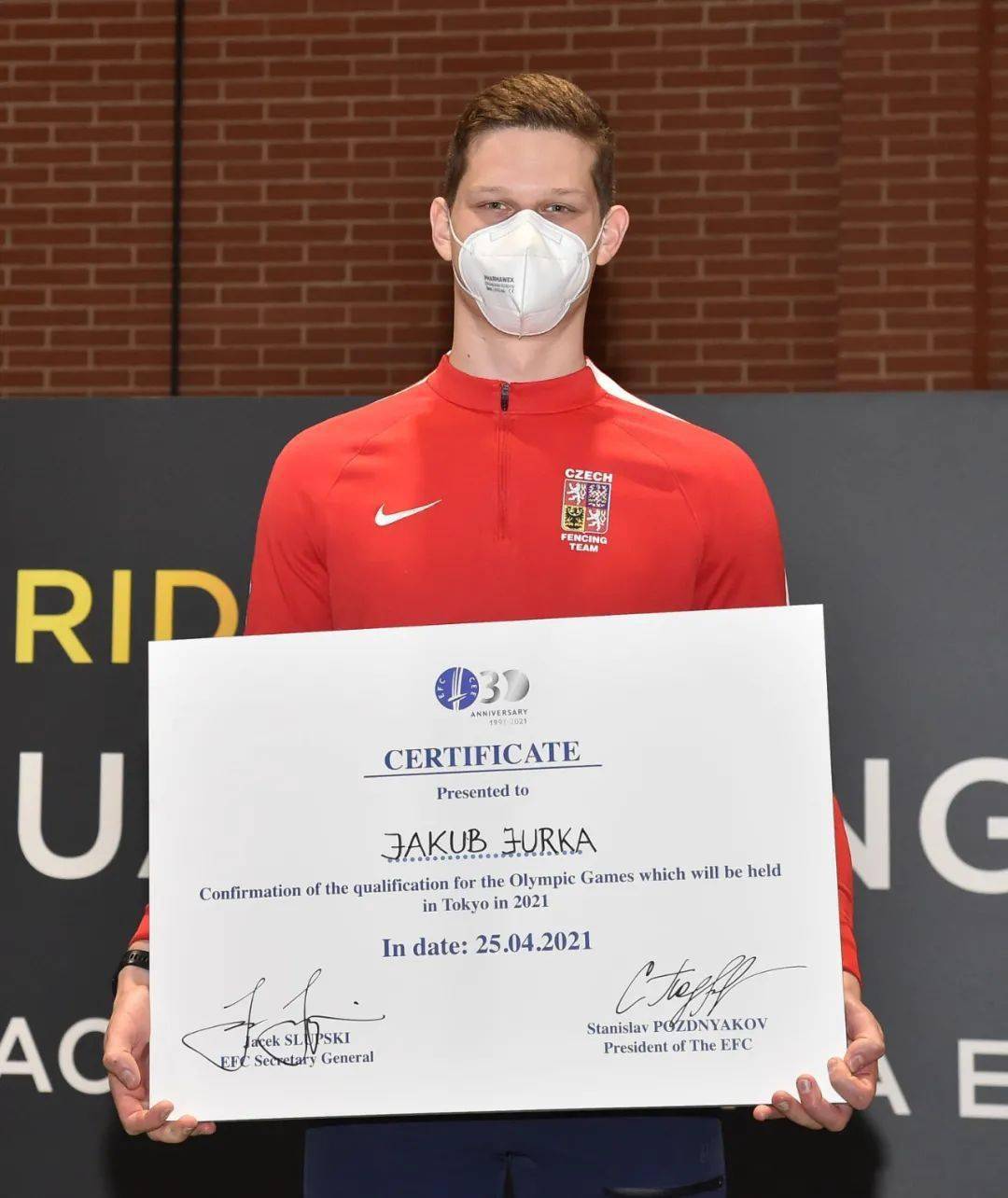 包含捷克拼尽全力,小组赛最后一搏冲击淘汰圈的词条 包含捷克拼尽全力,小组赛最后一搏冲击淘汰圈的词条