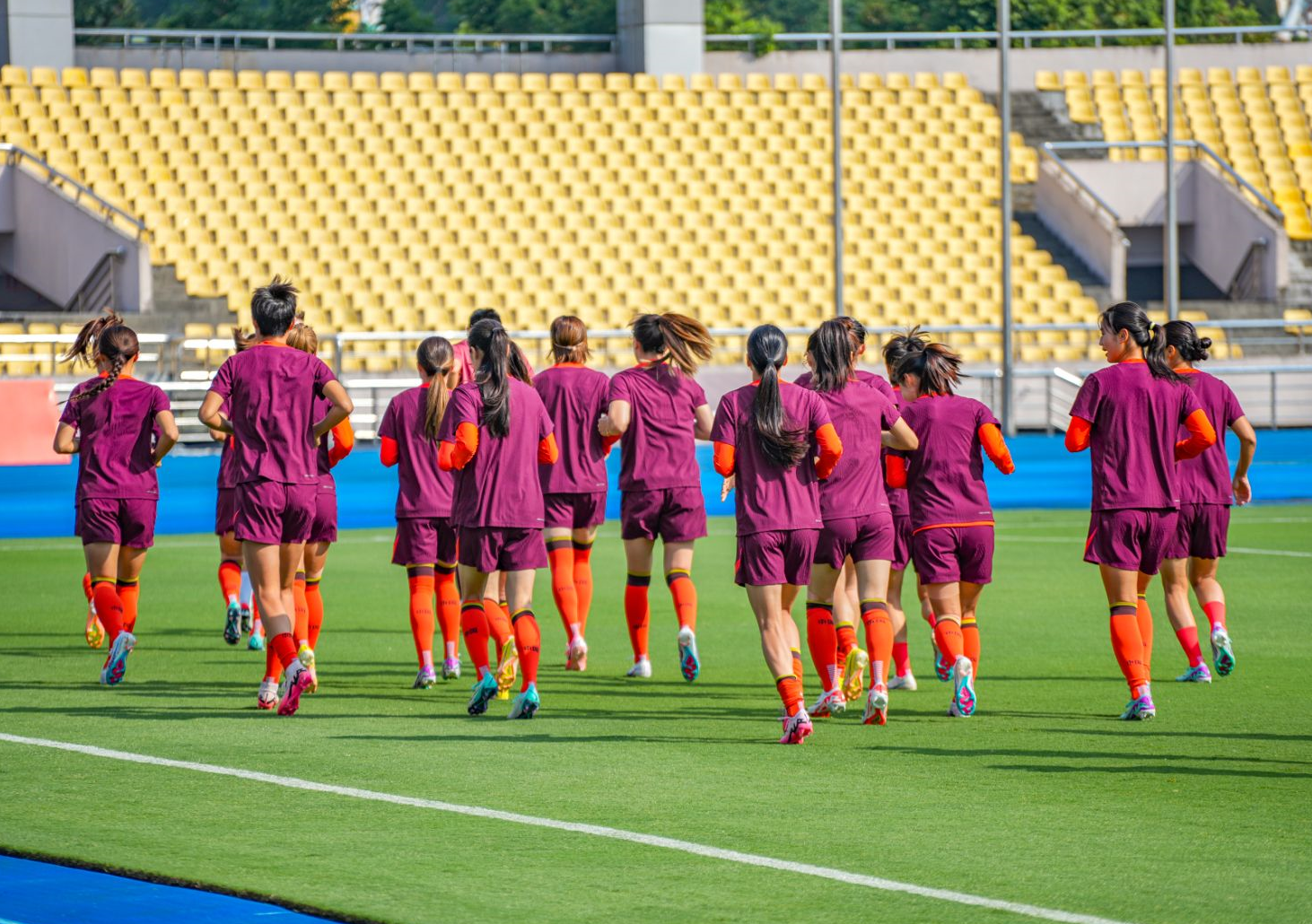 国家队选拔赛女足选手备战细节公开