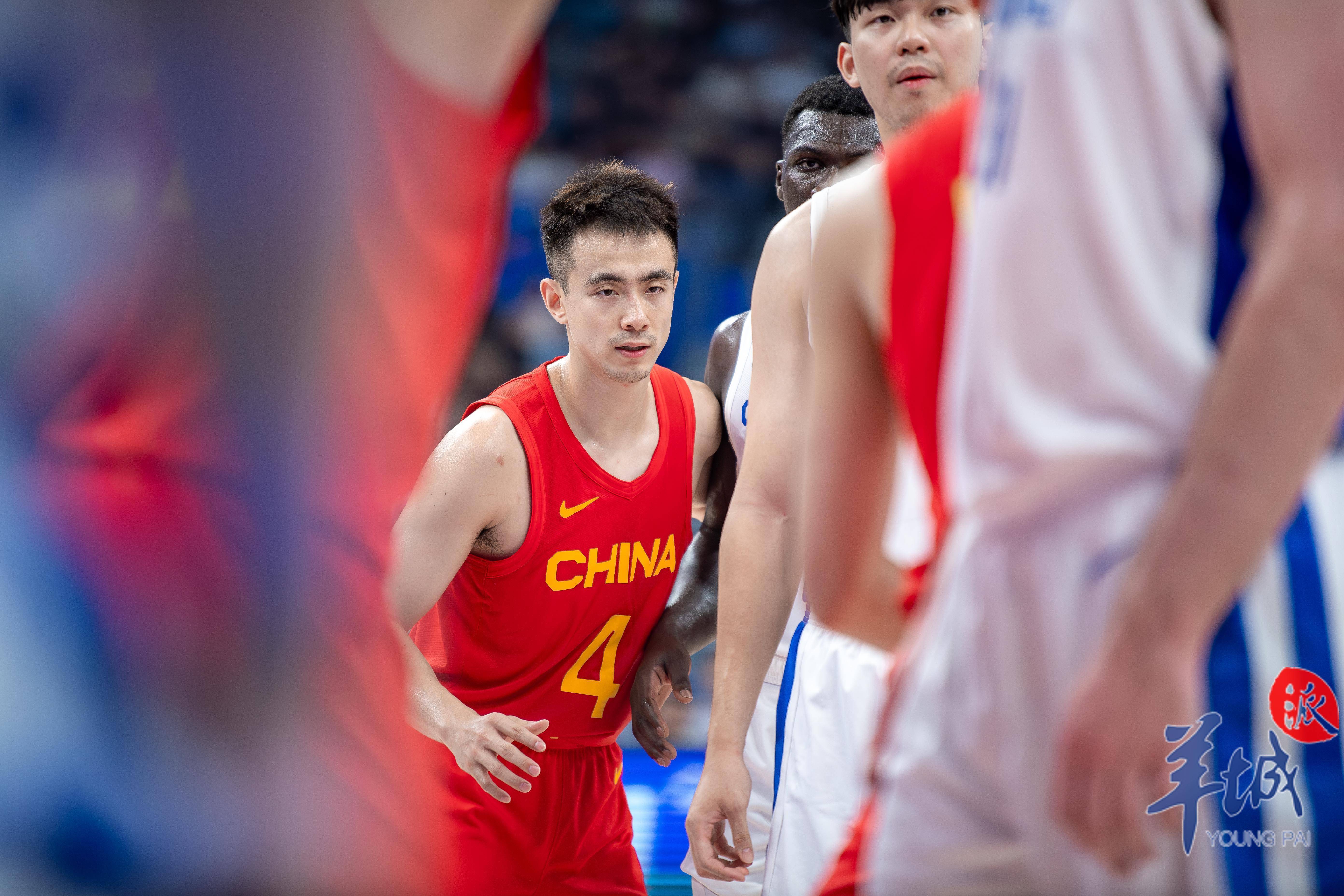 包含亚运男篮赛充满激情，精彩比赛不断的词条